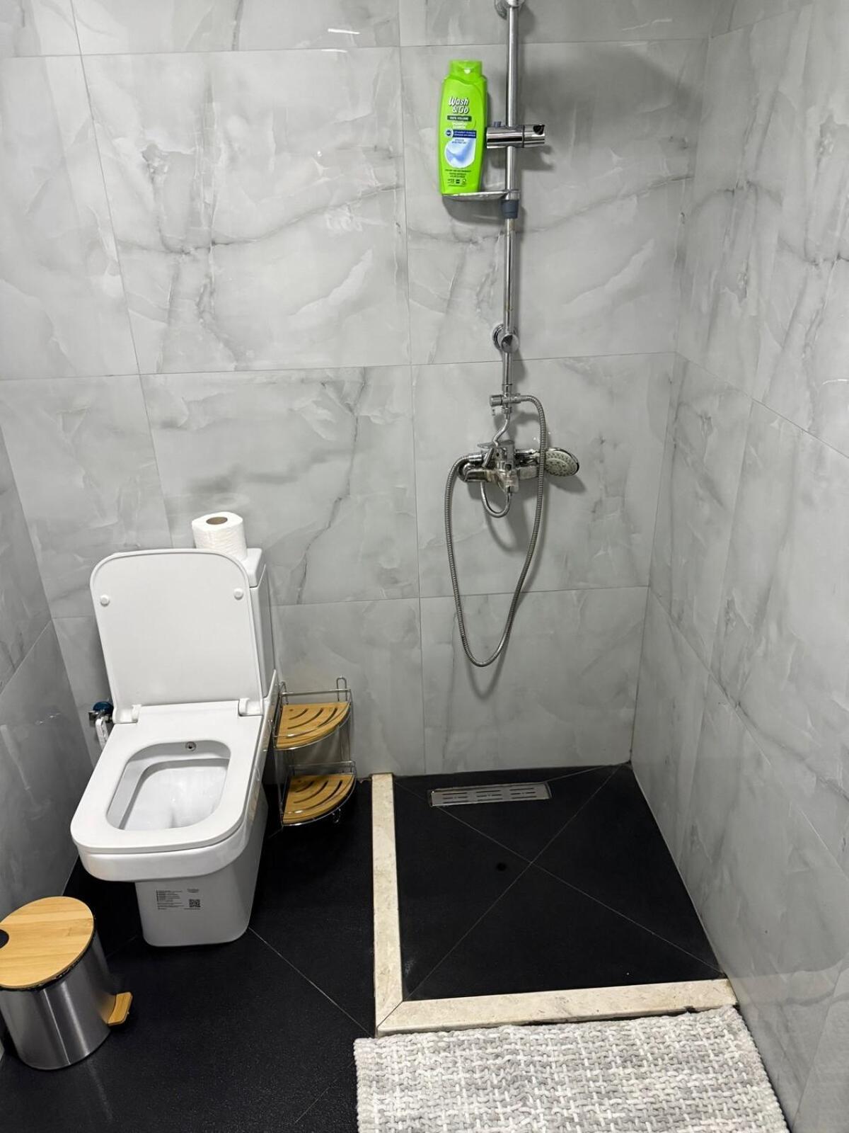 Modern Center Apartman Tirana